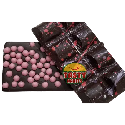 Milk Chocolate with Strawberry Crispearls Small