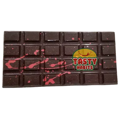 Chocolate with Strawberry Crispearls Bar