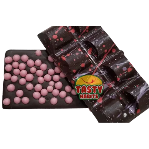 Milk Chocolate with Strawberry Crispearls Small