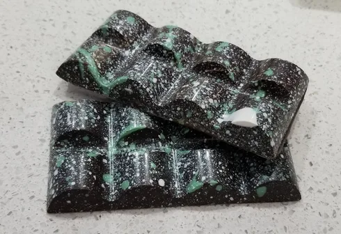 Chocolate Bar with Mint Flavor